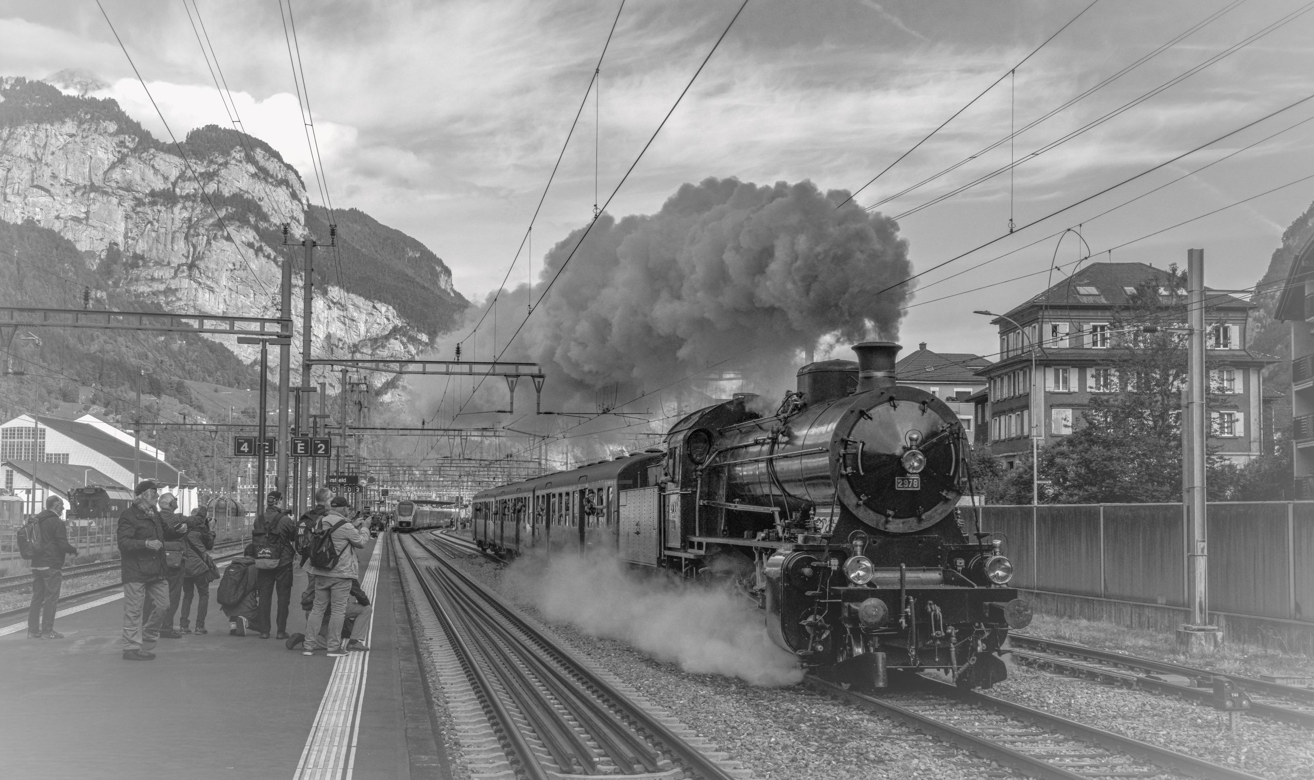 RS_Ausfahrt_Dampfsonderzug1_Erstfeld_SW-5