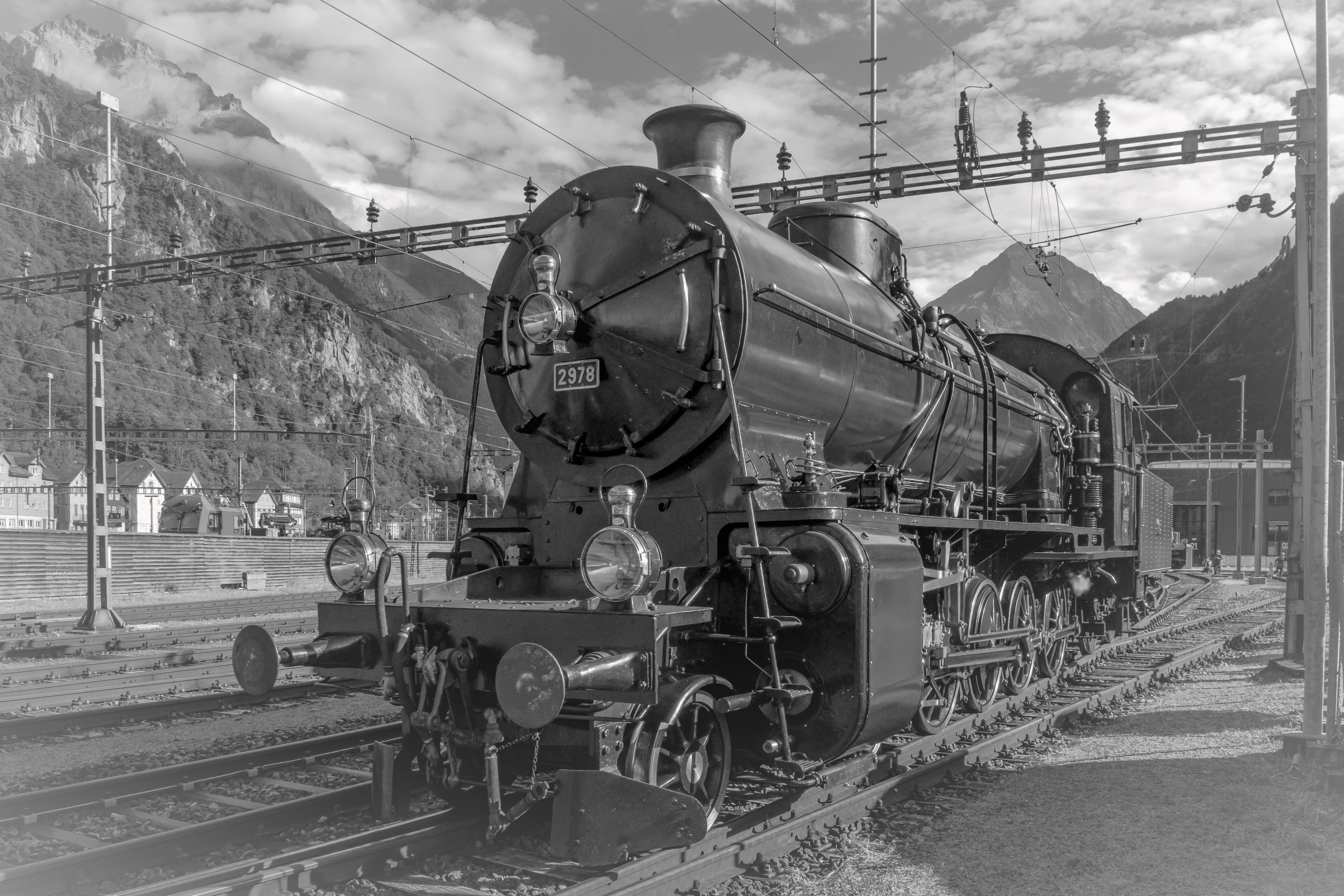 RS_Einfahrt_C5-6_Wassernehmen_Depot_Erstfeld_SW-2