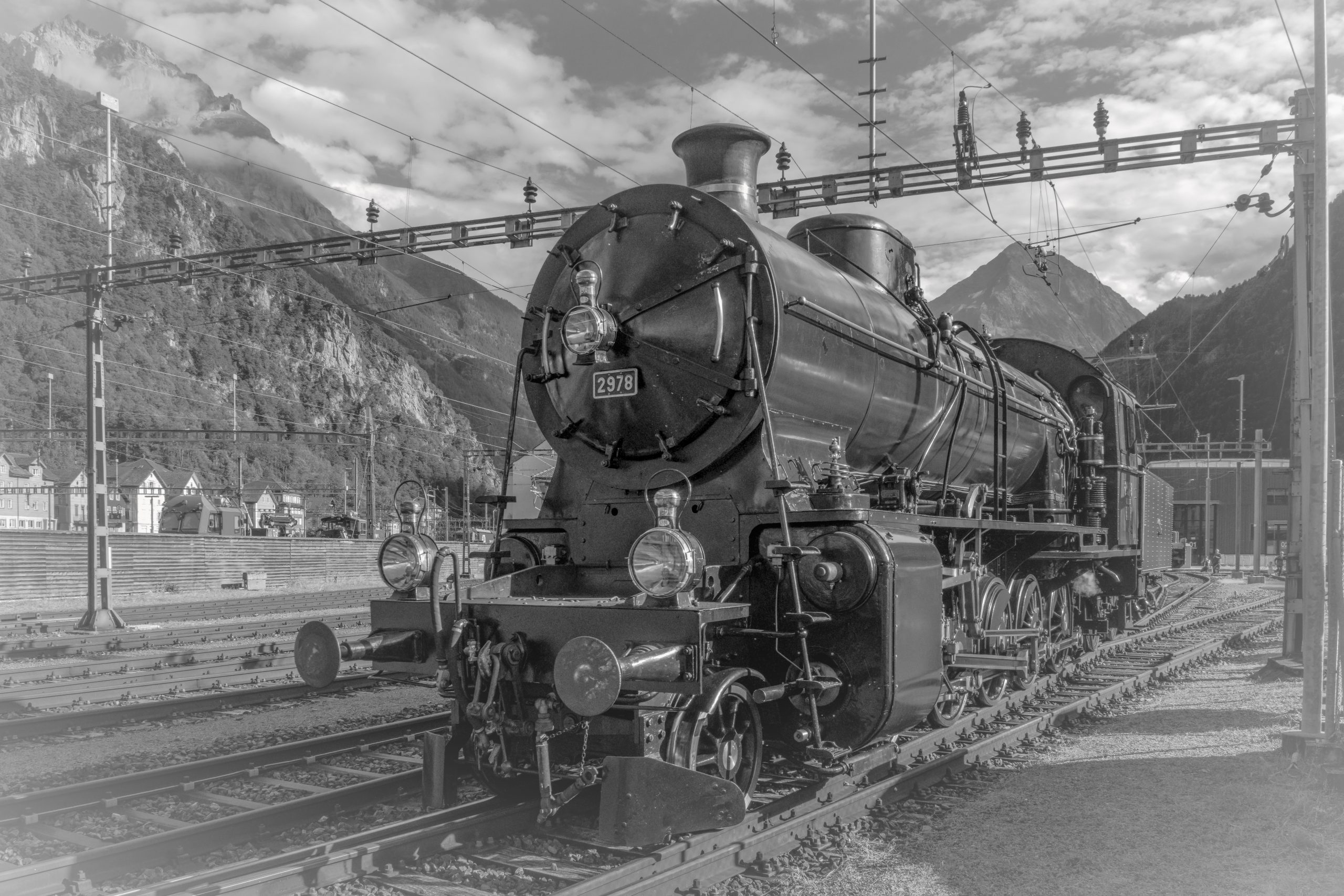 RS_Einfahrt_C5-6_Wassernehmen_Depot_Erstfeld_SW-3