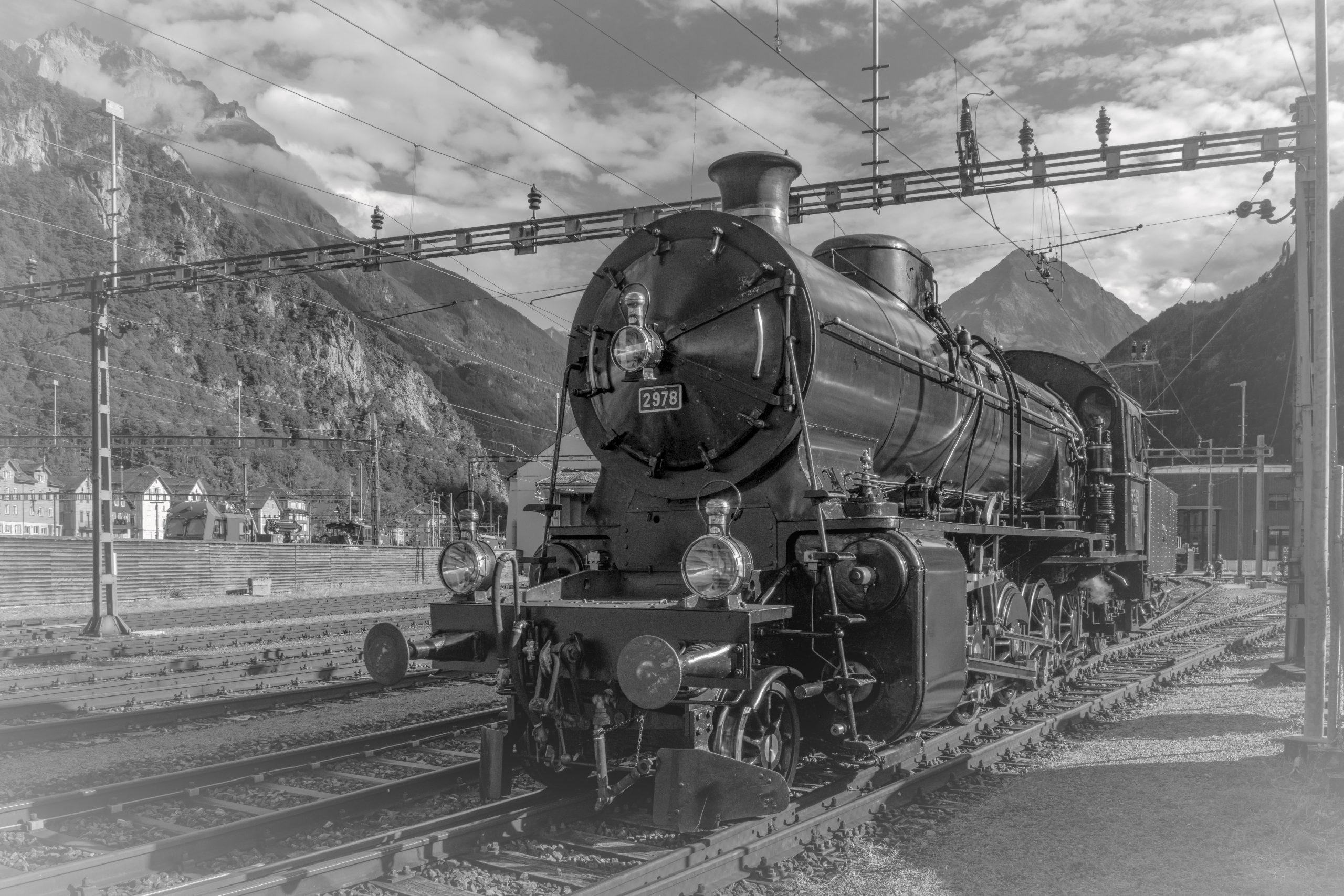 RS_Einfahrt_C5-6_Wassernehmen_Depot_Erstfeld_SW-4