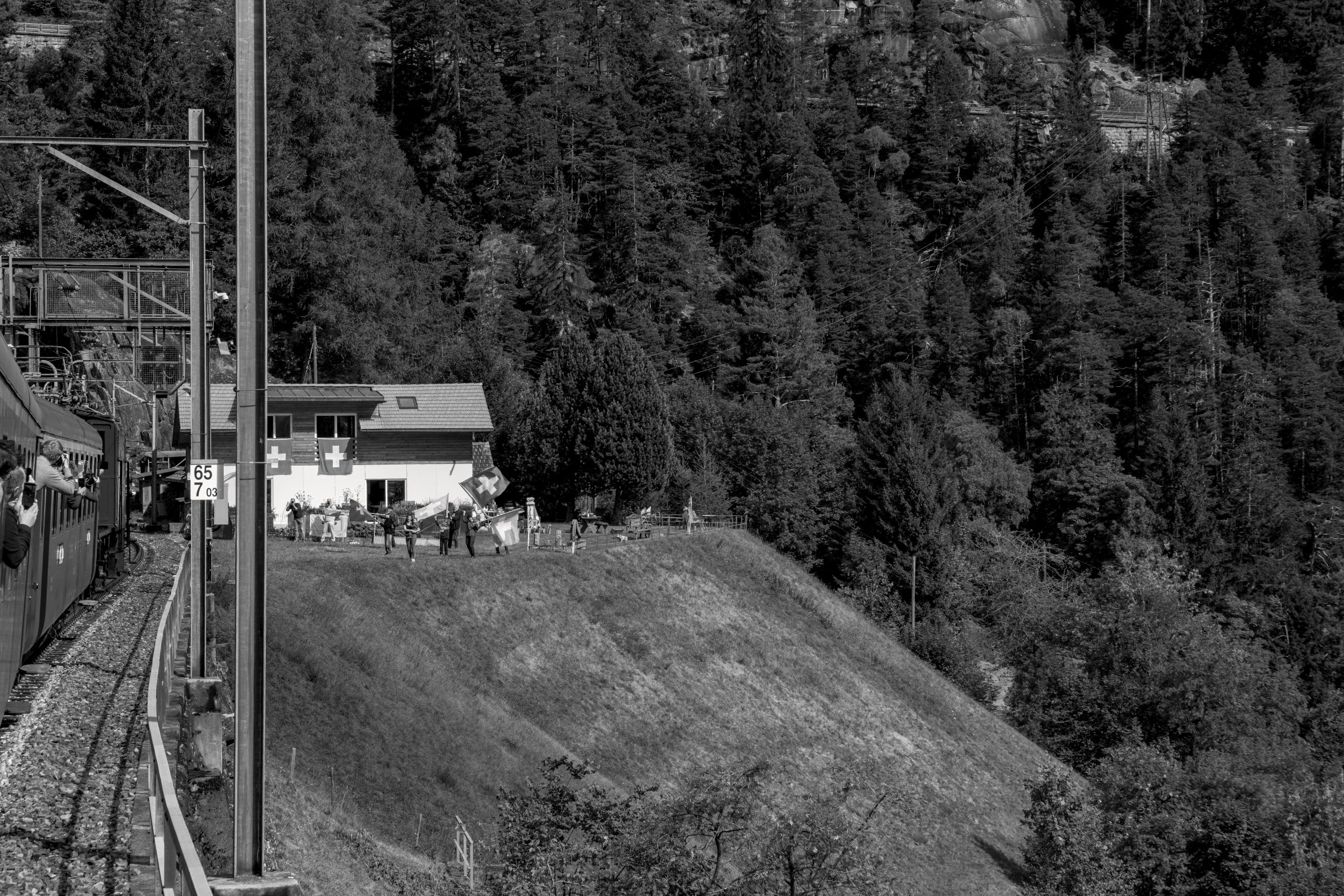 RS_Fahnenschwenker_Xaver_Andermatt_bei_Talfahrt_SW