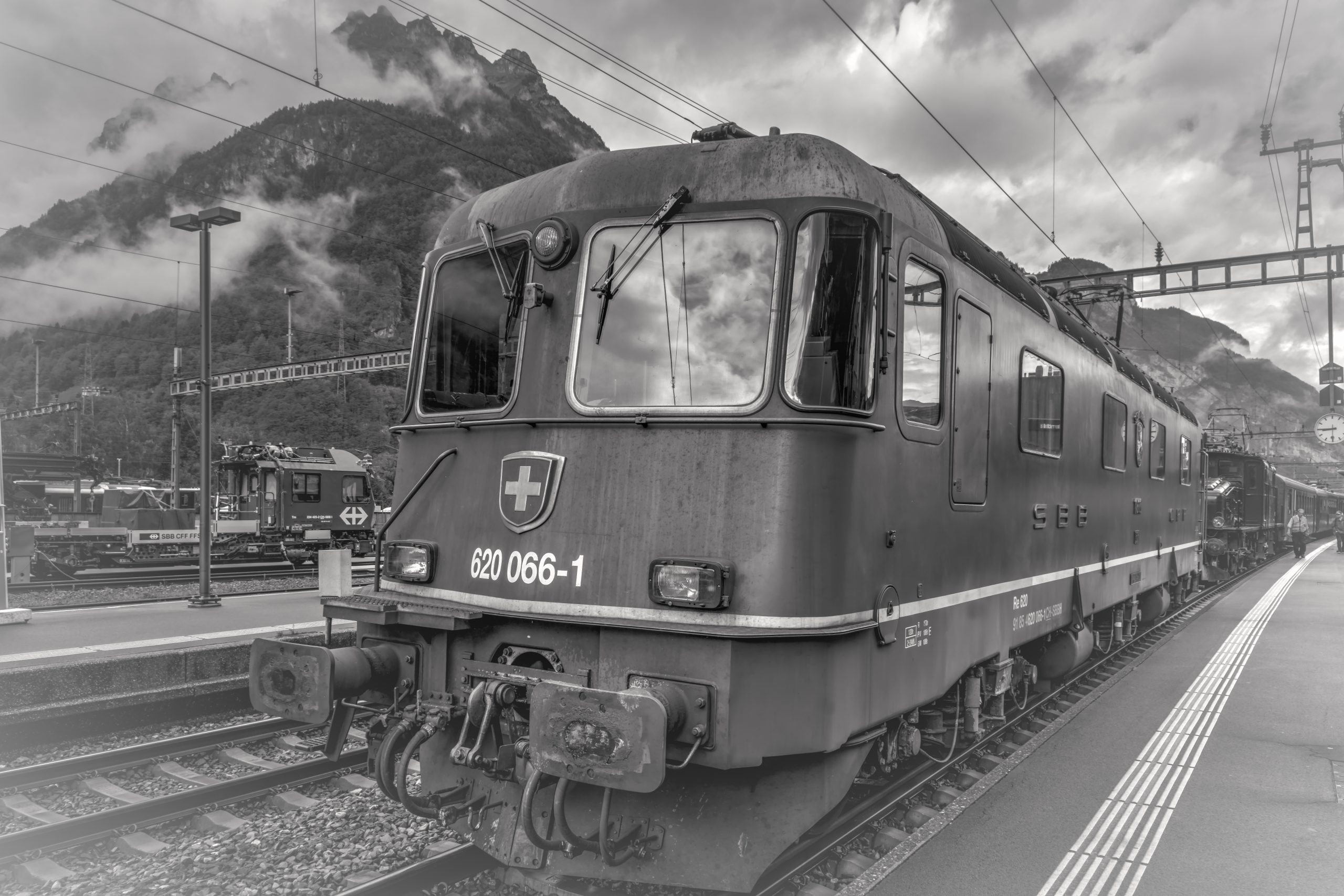 RS_Re6-6_Die_Neue_im_Team_Erstfeld_SW-2