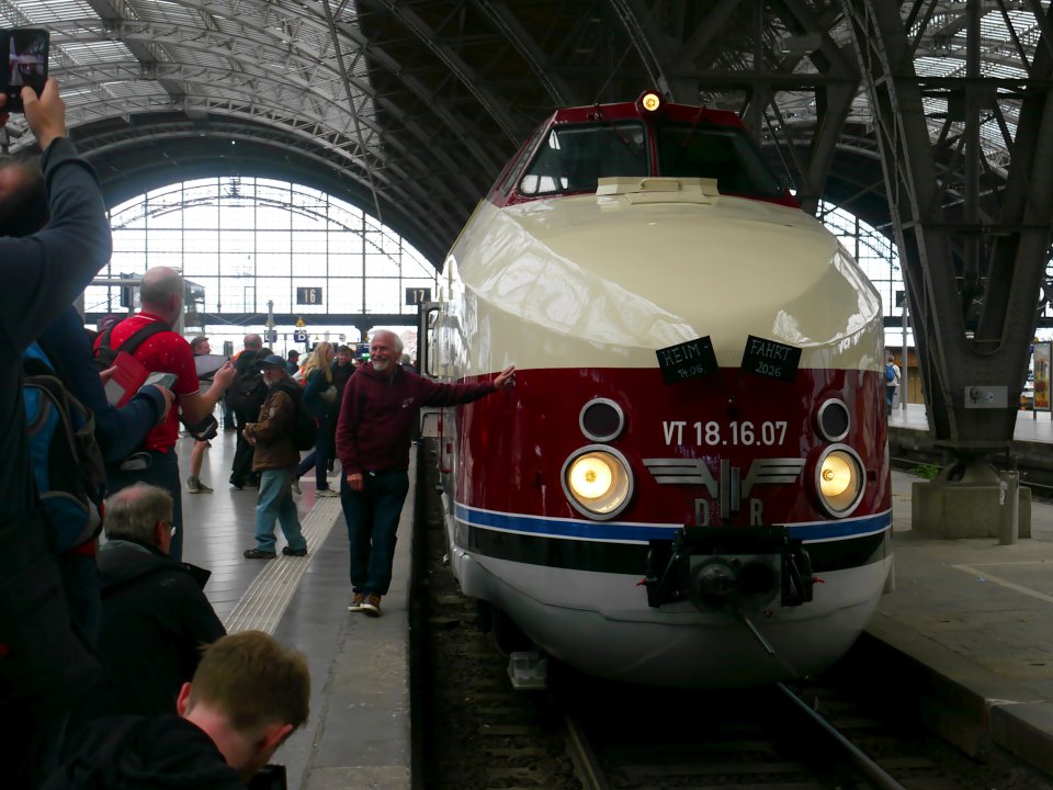 FJ P2060551 - VT18.16.07 Heimfahrt angekommen L-Hbf 960px